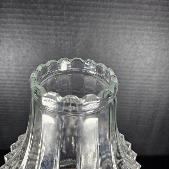 Rare Lamplight Farms, Austria Diamond Cut Crystal Oil Lamp 13 Inch - Picture 13 of 13